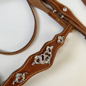 Brida portuguesa de cuero genuino 100% de alta calidad con herrajes de latón Riendas muy finas Brida elegante para montar Excelente ajuste - Product Image 2