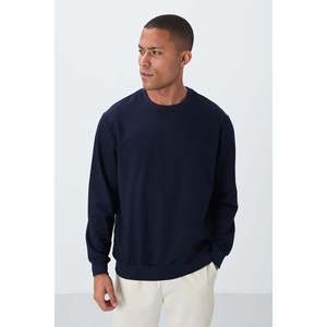Sweat-shirt basique pour homme en coton indigo, texture douce, coupe standard - 88363 - Indigo - Product Image 1