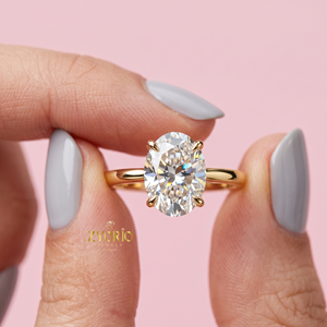Anillo de Compromiso con Diamante de Corte Ovalado en Oro de 14K, Anillo de Novia Solitario Atemporal - Product Image 5