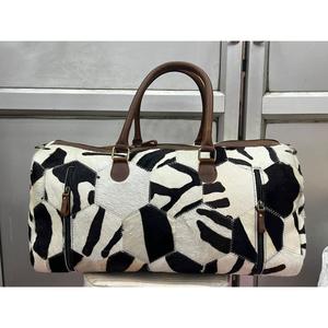 Bolsa de Viaje de Cuero Genuino Estilo Vintage, Impermeable, con Patrón de Cocodrilo, Cierre de Cremallera, Correa Ajustable, Asa Suave, Unisex - Product Image 6