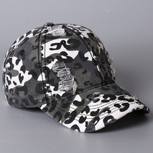 Gorra de béisbol desgastada en blanco al por mayor, lista para bordado personalizado, etiqueta blanca, gorra de papá desgastada, gorra con marca personalizada - Product Image 3