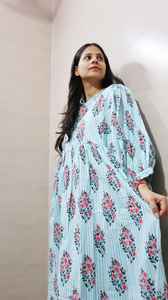 Vêtements pour femmes et vêtements de fête indiens faits à la main, légers et à motifs floraux - Product Image 6
