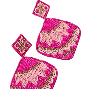 Cuteness elegante Premium hecho a mano rosa con cuentas colgantes gota bordado pendiente joyería de lujo última opción de moda de la India - Product Image 1