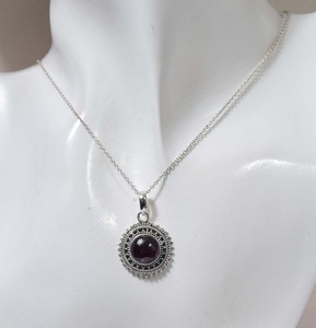 Granate piedra preciosa mujer colgante accesorios granate 925 plata esterlina piedra preciosa colgante enero piedra natal colgante regalo para ella - Product Image 2