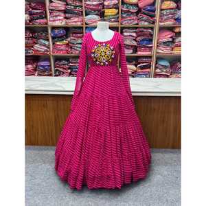 PURE SOFT FAUX GEORGETTE LAHERIYA TELA ESTAMPADA TOTALMENTE FLAIR ANARKALI VESTIDO TOTALMENTE COSTADO LISTO PARA LLEVAR - Product Image 1