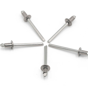 Rivets en acier au carbone à tête ronde et extrémité fermée, norme ISO, grade 4.8 6.8, adhérence 1-20 - Product Image 1