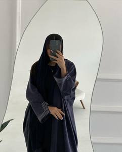 Abaya Larga de Satén de Lujo Personalizada al por Mayor para Mujer, Talla Pequeña, Mangas con Volantes, Antiarrugas, Hecha a Mano, de Seda de Alta Calidad, Estilo Dubai Musulmán - Product Image 2