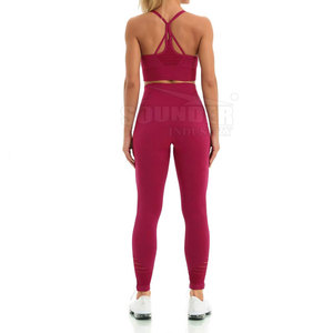 Conjunto de Yoga personalizado de alta calidad para mujer, patrón sólido, transpirable, elástico, cierre de cintura media, etiqueta privada ecológica, precio bajo - Product Image 3