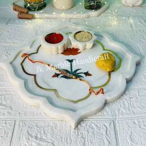 Plaque en marbre blanc de forme antique de conception unique Artisanat en pierre naturelle fabriqué à la main pour tous les festivals Plaque en laiton - Product Image 4