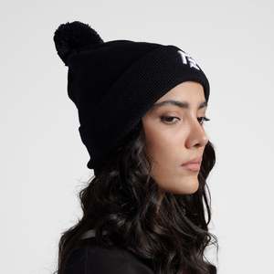 หมวกบีนนี่ GA Sports สีดำ พร้อมผ้าพันคอสปอร์ตสุดเท่ - Product Image 3