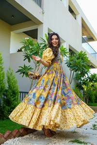 Nuevo diseñador de mujeres Festival Wear Heavy Rayon Kurtis con cuatro lados Imprimir Work Kurtis Set - Product Image 3