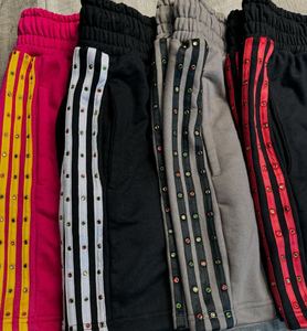 Pantalones Cortos Personalizados con Rayas Laterales, Pedrería, Efecto Desgastado por el Sol, Algodón French Terry, Dobladillo sin Rematar, Estampado Vintage, Lavado Ácido para Hombre - Product Image 2