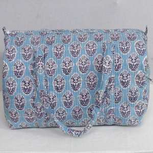 Sac de sport élégant et écologique pour week-end en coton doux avec fermeture à glissière en tissu imprimé à la mode - Product Image 3