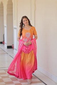 Top DE TRABAJO elegante de diseñador para mujer Dupatta con trabajo de secuencia de bordado sharara, traje Georgette para bodas para niñas - Product Image 4