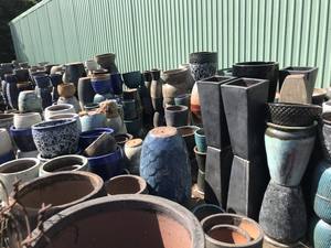 [Leo Nguyen Le] - Vente en gros de pots d'extérieur - Poteries céramiques d'extérieur - Pots de fleurs en céramique antique pour la décoration intérieure - Product Image 2