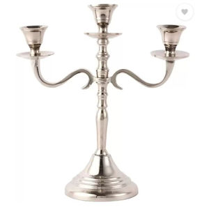 Dernier candélabre de table élégant à 5 bras en métal Bougeoir décoratif pour la maison le plus vendu Bougeoir pour la décoration de Noël - Product Image 4