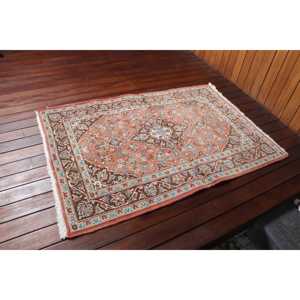 Tapis turc vintage, tapis de 3,3 x 4,7 pieds, tapis abstrait rouge et bleu - Product Image 2
