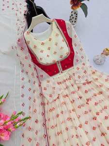 Ensemble de costume Anarkali imprimé crème de luxe Unity avec dupatta et veste contrastée en tissu de soie mélangée douce - Product Image 5