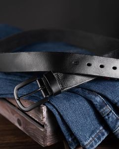 Cinturones de Cuero Vacuno Genuino para Hombre, Elegantes y Personalizados al por Mayor, con Hebilla de Aleación y Opciones de Logotipo para un Estilo Formal - Product Image 2