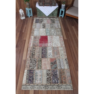 Petit tapis turc vintage 3,6x9,9 pieds, beige, géométrique arc-en-ciel avec éléments floraux - Product Image 1