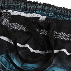 Shorts pour hommes personnalisés avec logo, couleur personnalisée, doublure double couche, design d'été, impression par sublimation sur toute la surface, 100% coton, uni - Product Image 4