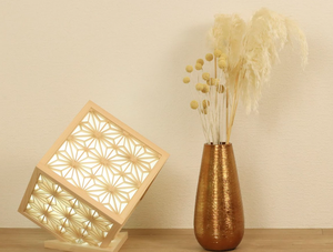 (10% de DESCUENTO) Lámpara Kumiko de Estilo Japonés de 230 mm, Fusión de Tradición y Modernidad para Decoración de Diwali - Product Image 4