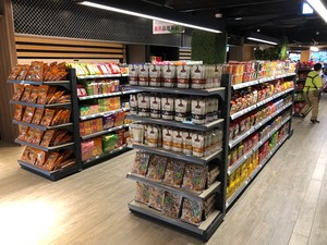 Estantes de supermercado de góndola 2 1 de un solo lado, revestimiento de polvo epoxi SS400 de acero, <span class=keywords><strong>4</strong></span> capas, 1910x900x450mm, pantalla de comercialización masiva - Product Image 3