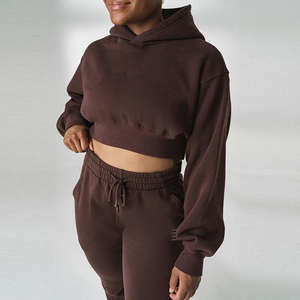 เสื้อฮู้ดครอปตัวหลวมสไตล์สตรีทแวร์ปักลายตัวอักษรพร้อมโลโก้แบบกำหนดเองสำหรับผู้หญิง พร้อมกางเกงขายาวเข้าชุด - Product Image 5