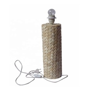 ตะกร้าโคมไฟตั้งโต๊ะแบบฝังกระดูกโคมไฟแบบสานฐาน E27โคมไฟข้างเตียงตกแต่งด้วยไฟฟ้าสำหรับห้องนั่งเล่น - Product Image 4