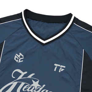 Los puntos de venta de fábrica se pueden personalizar, logotipo bordado, camisetas americanas, uniforme de fútbol americano. - Product Image 5