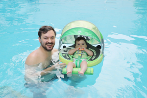 <span class=keywords><strong>Panda</strong></span>'s Embrace Flotteur de poitrine pour bébé non gonflable avec auvent |   Flotteur de bain 3D mignon en forme de <span class=keywords><strong>panda</strong></span> pour bébés de 3 à 24 mois - Product Image 6
