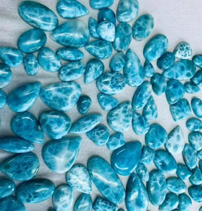 Pierre précieuse de Larimar naturel Cabochon de forme mixte pierre précieuse de Larimar polie de haute qualité pour la fabrication de bijoux pierre précieuse en vrac - Product Image 2