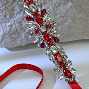 Cinturón de Novia Ajustable Rojo Bridella BS160R con Adornos de Pedrería para Bailes de Graduación y Eventos Formales - Product Image 6