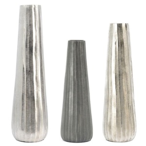 Vase à fleurs en métal chromé durable de style américain moderne pour la maison et les décorations de mariage de haute qualité faites à la main - Product Image 1