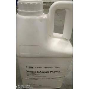 Huile Essentielle Pure de Vitamine E de Qualité Alimentaire pour le Corps et les Cheveux – Hydratante, Éclaircissante, Raffermissante, Nourrissante, Aspect Liquide - Product Image 4