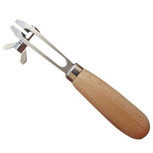 Iron Hand Vice with Wooden Handle for Jewelry Making - Product Image 2