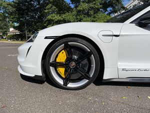 Taycan Turbo Sedán 2020, 3,000 Millas, Motor Único, Tracción Delantera, Rendimiento Premium, Caja de Cambios Automática, Batería de Litio, Volante a la Izquierda, Luz - Product Image 2