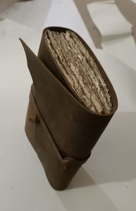 Cuaderno A5 Vintage hecho a mano, diario antiguo de cuero genuino, planificador de tapa dura, 100 hojas, hilo de coser, borde de cubierta - Product Image 3