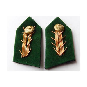 Écussons de col de général de l'Armée aérienne soviétique pour uniforme de cérémonie, écussons de col de gorget pour uniforme de cérémonie, brodés à la main en fil de laine, tissu écologique - Product Image 6