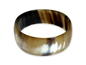 Brazalete de Cuerno de Búfalo Natural, Ecológico, Pulido a Mano, con Forma Redonda Clásica - Product Image 6