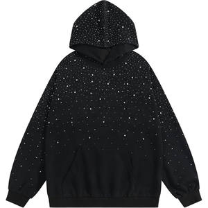 Sweat-shirt à capuche noir surdimensionné pour homme, de haute qualité, avec imprimé à pois en strass, tricoté, manches classiques, pour l'hiver, vente en gros - Product Image 1