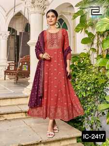El último nuevo diseñador indio Ropa de novia Bordado pesado y trabajo de secuencia Lehenga Choli con conjunto de Kurtis de algodón de rayón elegante - Product Image 4