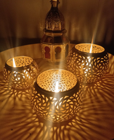 Bougeoir marocain en laiton doré fait à la main Supports ronds en métal Décoration intérieure Lampes de table Lanternes marocaines