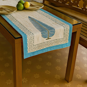 Groki bloque de mano impreso mesa de algodón y camino de cama patrón de rayas florales azules para decoración del hogar - Product Image 1