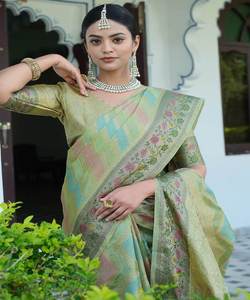 Saris en soie parti porter Indien dernier concepteur femmes porter sari avec chemisier japon satin crêpe soie doux tissus d'impression numérique sari - Product Image 1