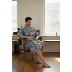 Ensemble de Robe de Plage Bohème Élégant Rose et Vert pour Homme – Kimono en Soie Douce avec Motif Géométrique Persan pour la Maison de Plage - Product Image 5
