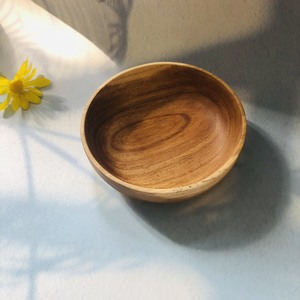 Mini bol en bois d'acacia, ustensile de table en matériau écologique, accessoires de cuisine fabriqués à la main du Vietnam - Product Image 3