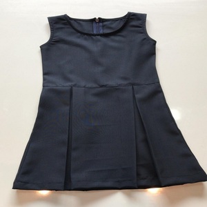 ชุดเดรสคอวีแขนกุดสำหรับเด็กผู้หญิงชุดเดรสพินเด็กผู้หญิงคอเสื้อโลโก้ตามสั่ง - Product Image 3