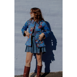 Veste en velours Suzani Rajasthani pour femme, écologique, à rayures, motif Tigre et Lueur de Lune, manches longues - Product Image 2