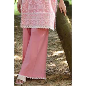 Traje de dos piezas sin coser, bordado, de tela rosa, para mujer, conjunto elegante y con estilo. - Product Image 3